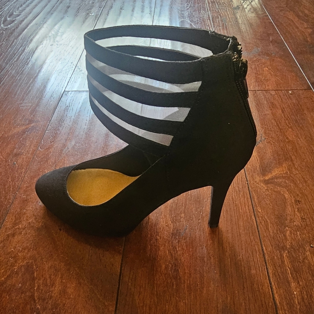 Styluxe Black Mesh Women's Heels, Size 8.5 - Picture 4 of 6